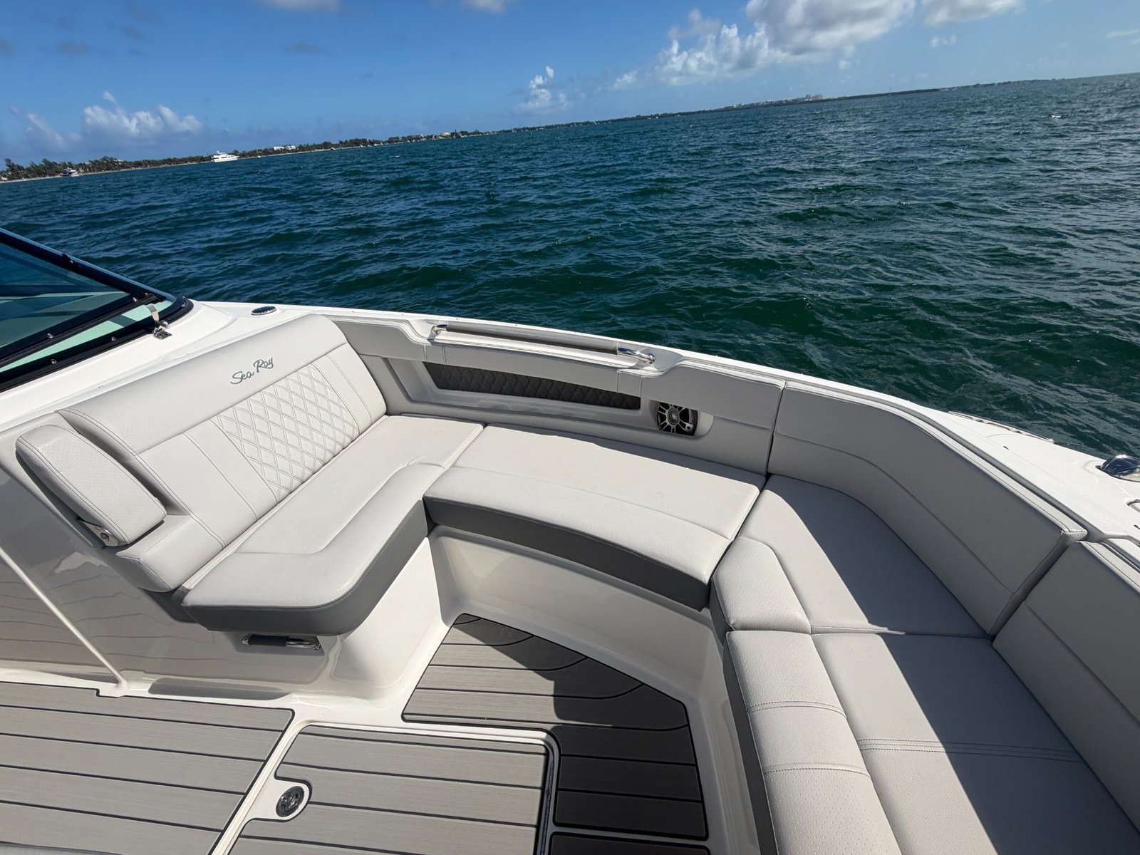 2024 Sea Ray 310 SLX Outboard powered by Twin Mercury 350hp V10