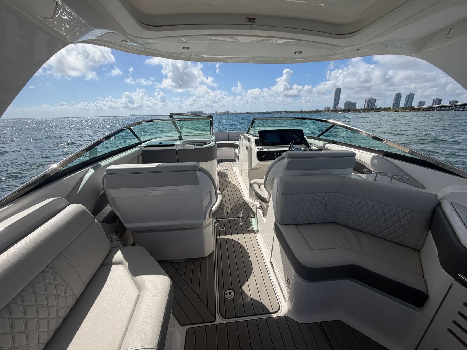 2024 Sea Ray 310 SLX Outboard powered by Twin Mercury 350hp V10