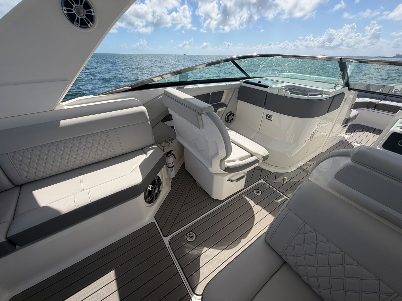 2024 Sea Ray 310 SLX Outboard powered by Twin Mercury 350hp V10