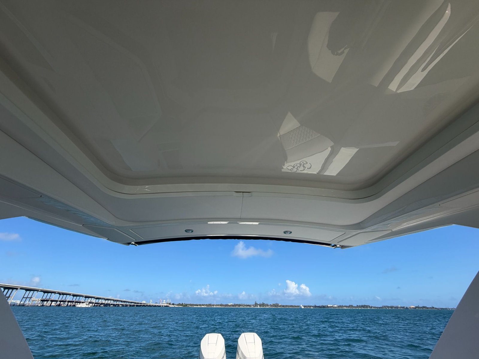 2024 Sea Ray 310 SLX Outboard powered by Twin Mercury 350hp V10