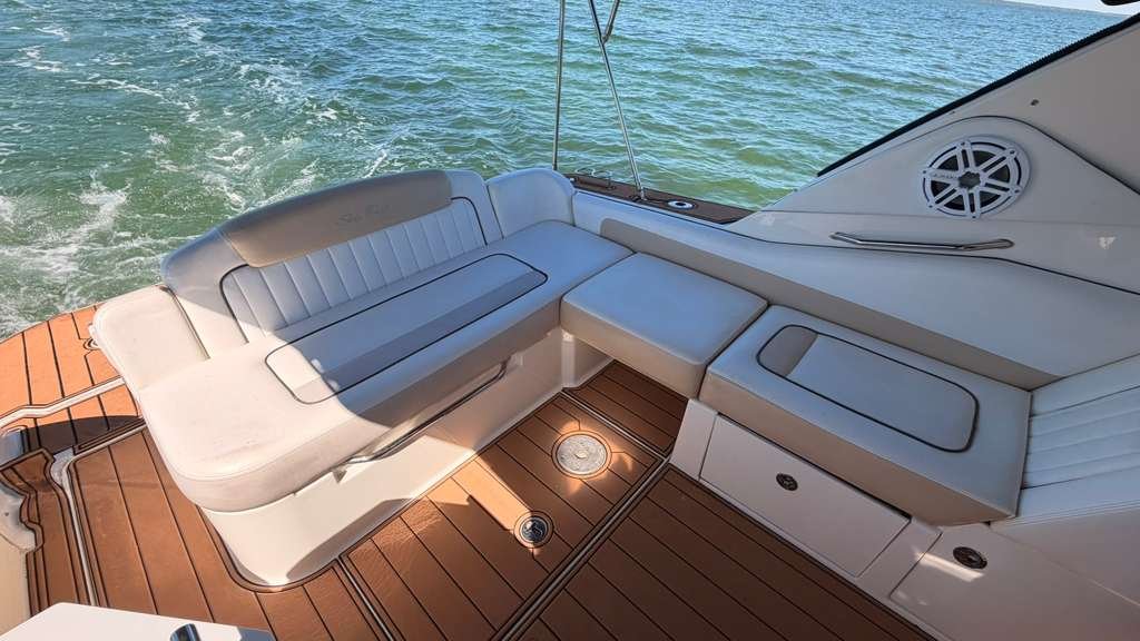 2010 Sea Ray 310 Sundancer