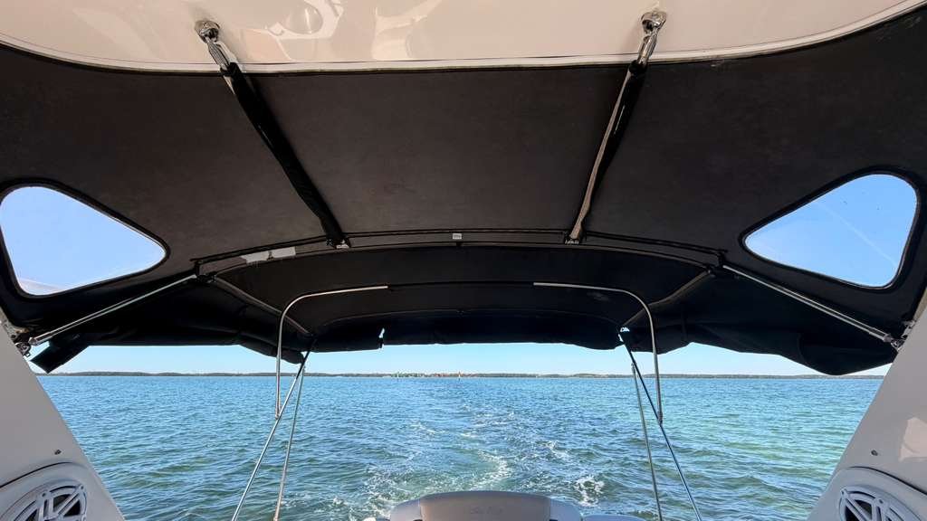 2010 Sea Ray 310 Sundancer