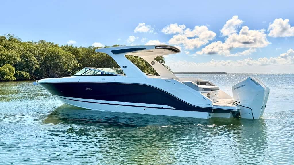 2024 Sea Ray 310 SLX Outboard powered by Twin Mercury 350hp V10