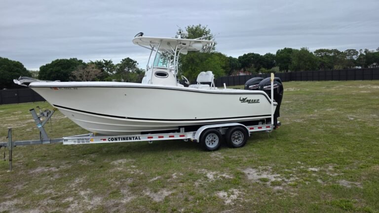 2014 Mako 234 CC powered by twin 150hp 4 Stroke