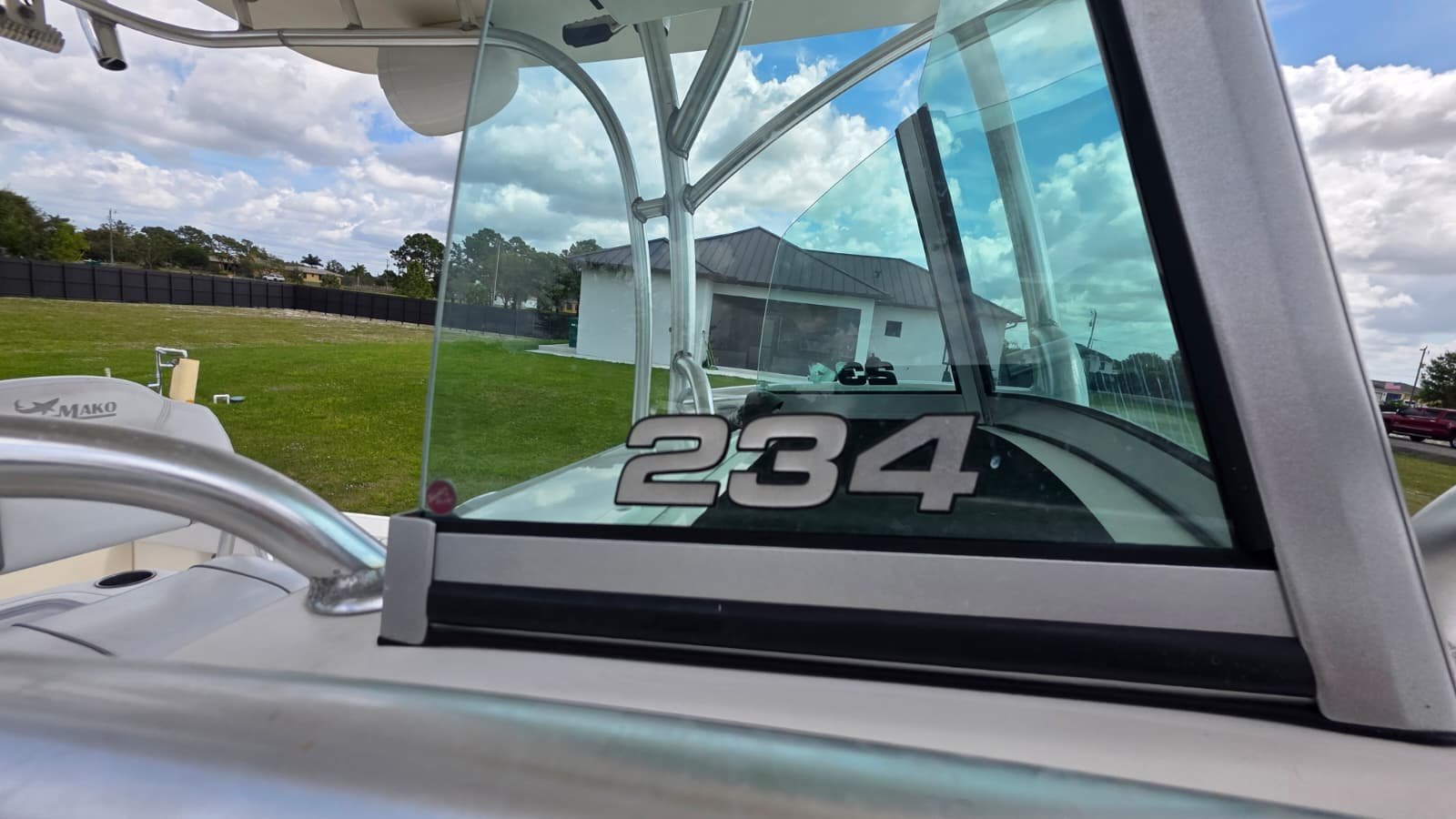 2014 Mako 234 CC powered by twin 150hp 4 Stroke