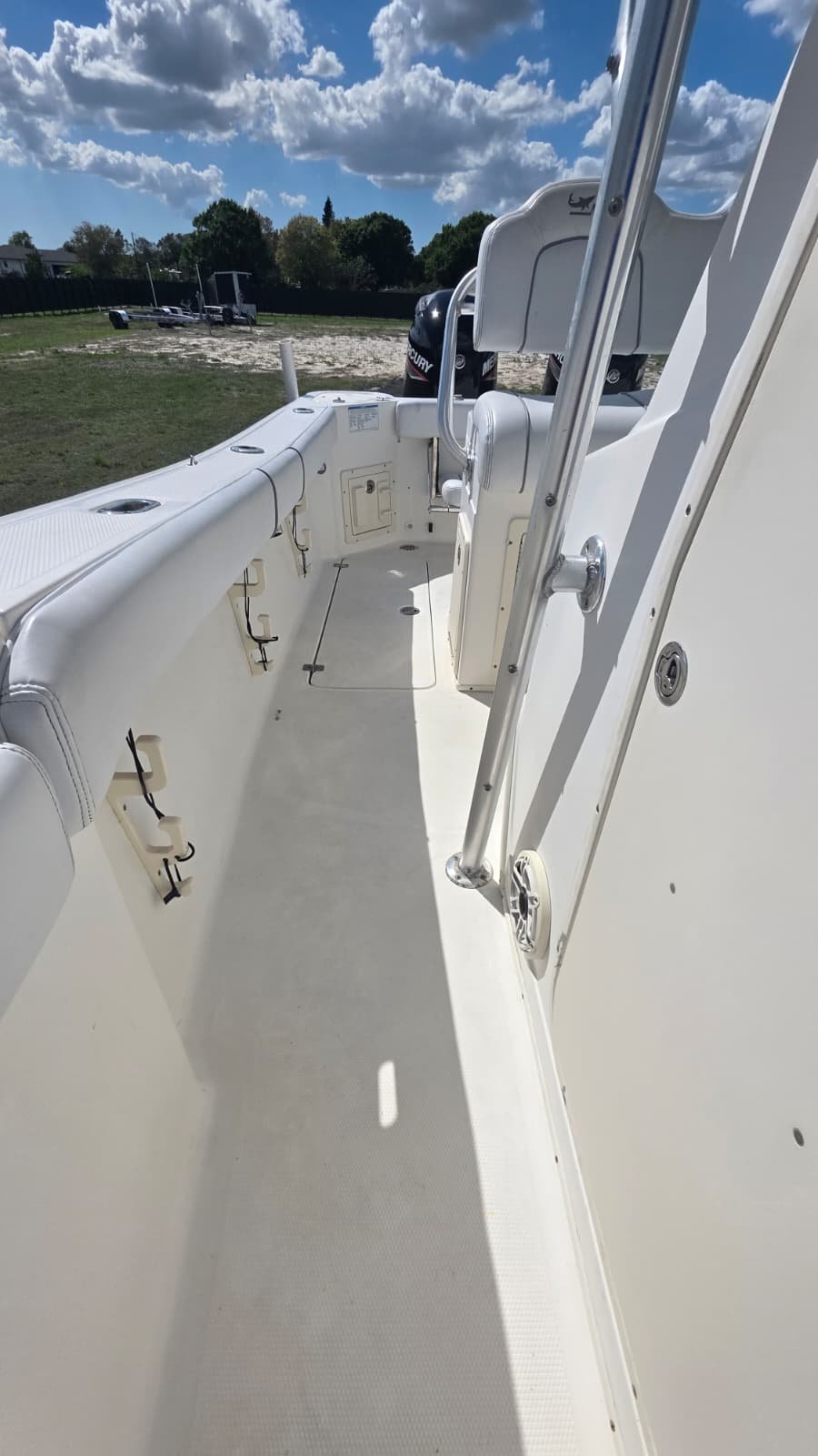 2014 Mako 234 CC powered by twin 150hp 4 Stroke