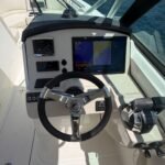 Boston Whaler 270 Vantage