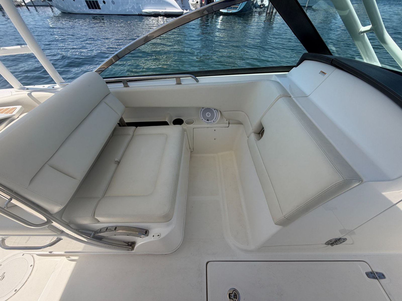 Boston Whaler 270 Vantage