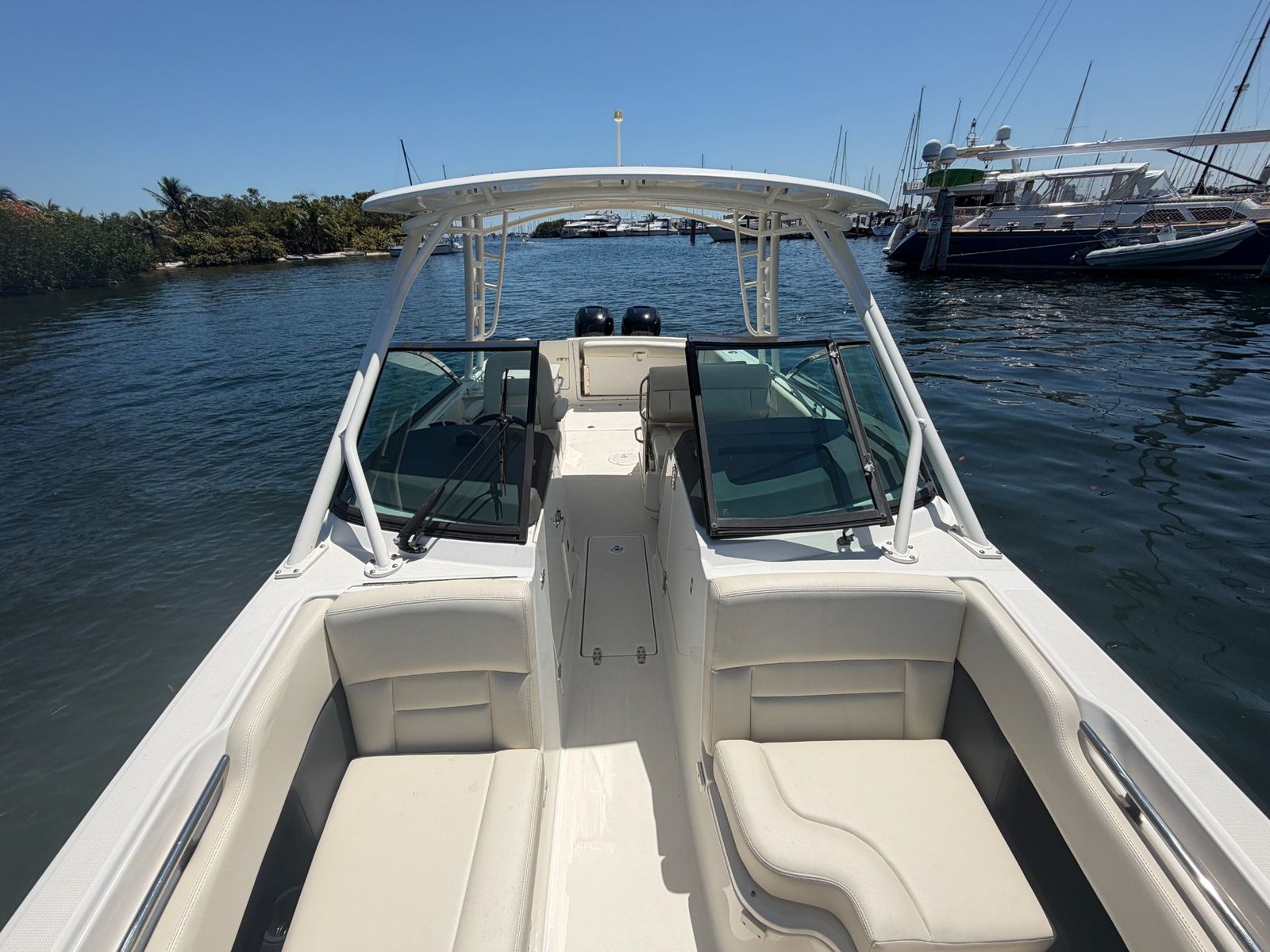 Boston Whaler 270 Vantage