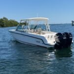 Boston Whaler 270 Vantage