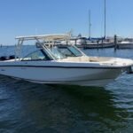 Boston Whaler 270 Vantage