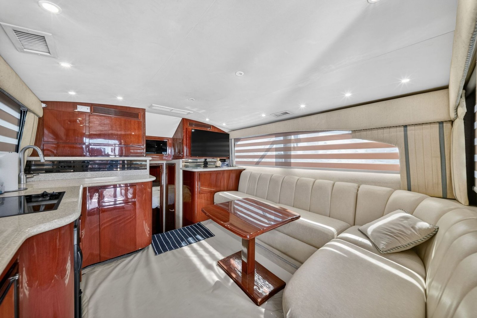 2006 Egg Harbor 37 Convertible