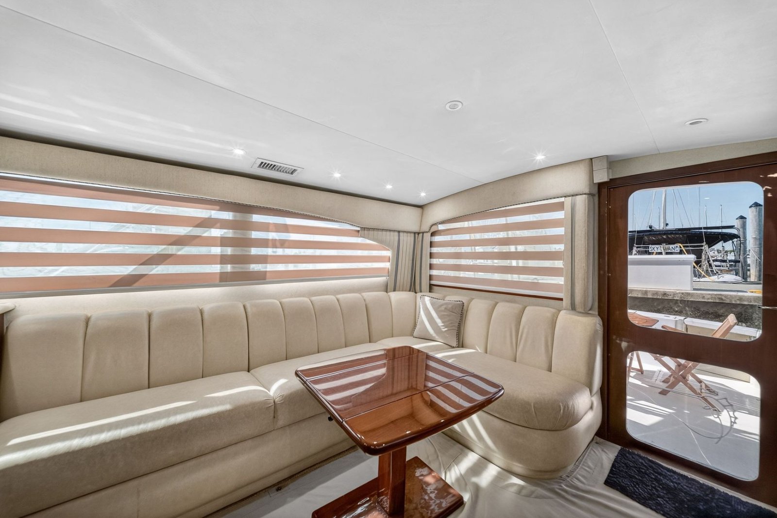 2006 Egg Harbor 37 Convertible