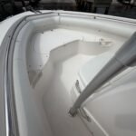 2006 Boston Whaler 240 Outrage powered by twin Mercury150hp 4 Strokes with only 460hours !!!