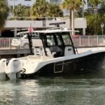 2017 Hydrasports 3400 CC powered by Triple Yamaha 300hp 4 Strokes with only 620hours