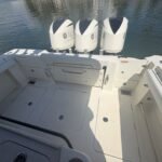 2017 Hydrasports 3400 CC powered by Triple Yamaha 300hp 4 Strokes with only 620hours