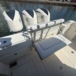2017 Hydrasports 3400 CC powered by Triple Yamaha 300hp 4 Strokes with only 620hours