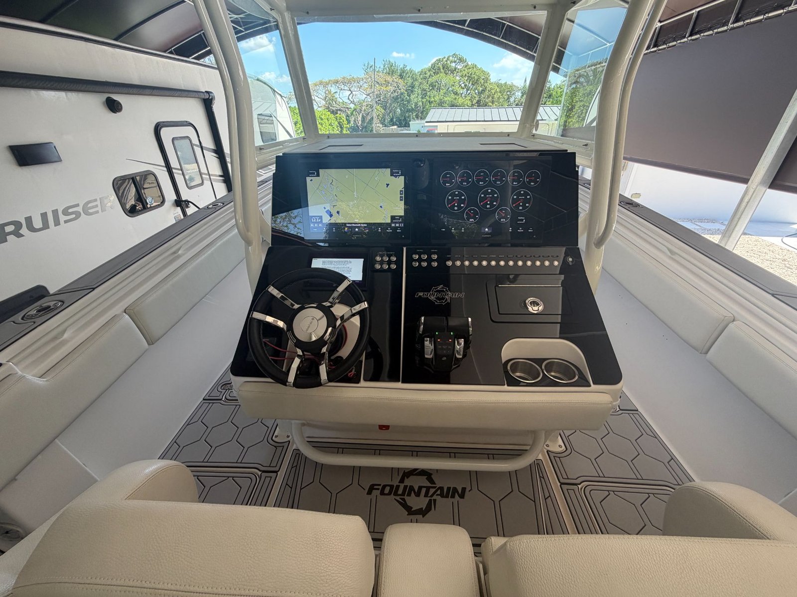 2007 Fountain 38CC repowered by 2020 Mercury 400hp with only 525hours !!!