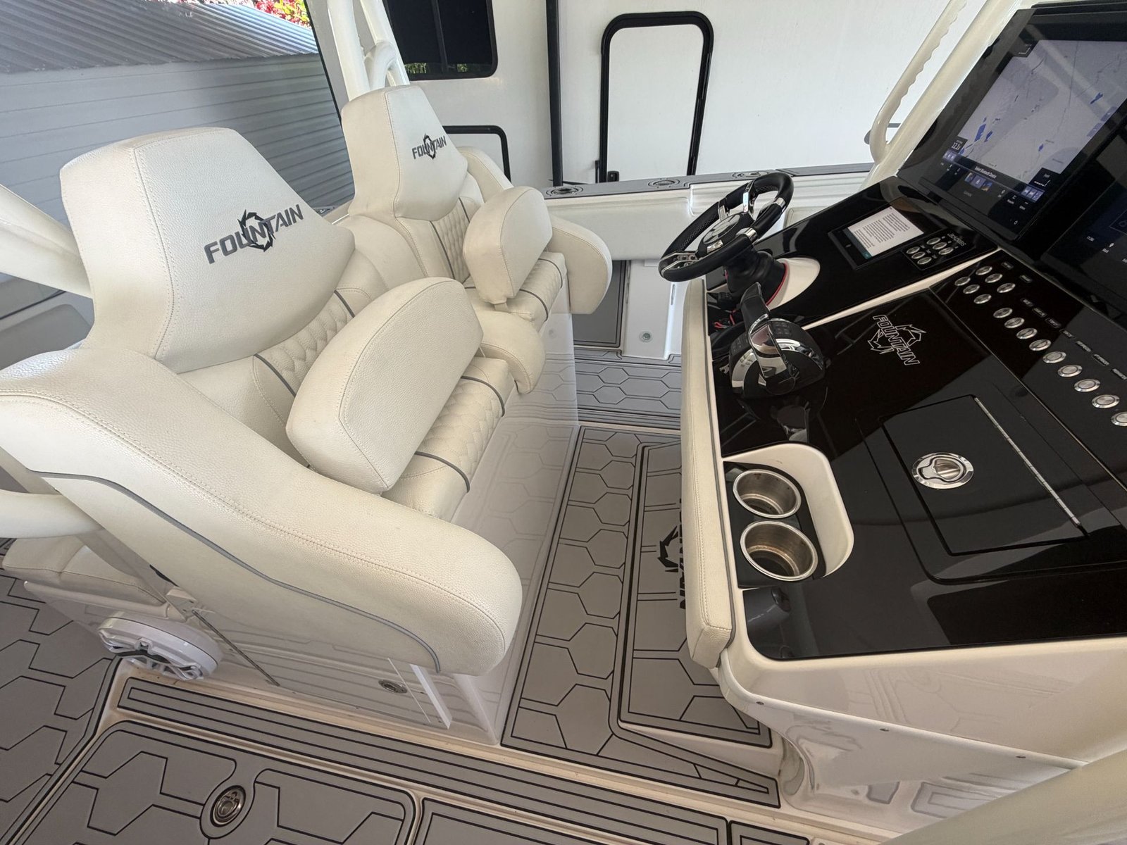 2007 Fountain 38CC repowered by 2020 Mercury 400hp with only 525hours !!!