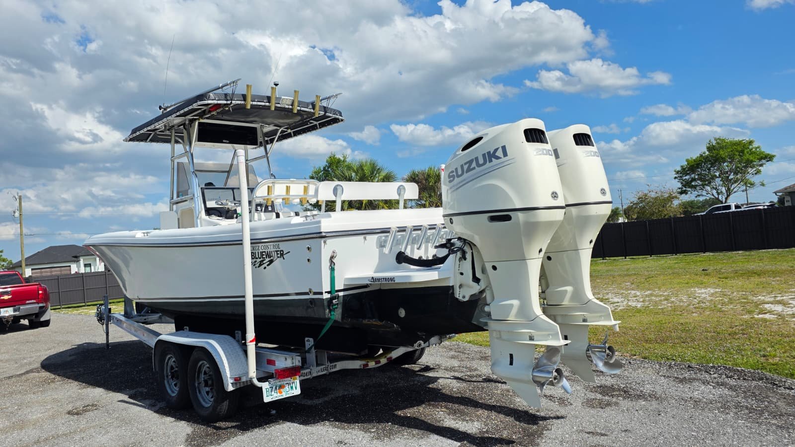 2007 Bluewater 2550 CC repowered by twin 2017 Suzuki 200hp 4 Strokes LOW Hours !!!