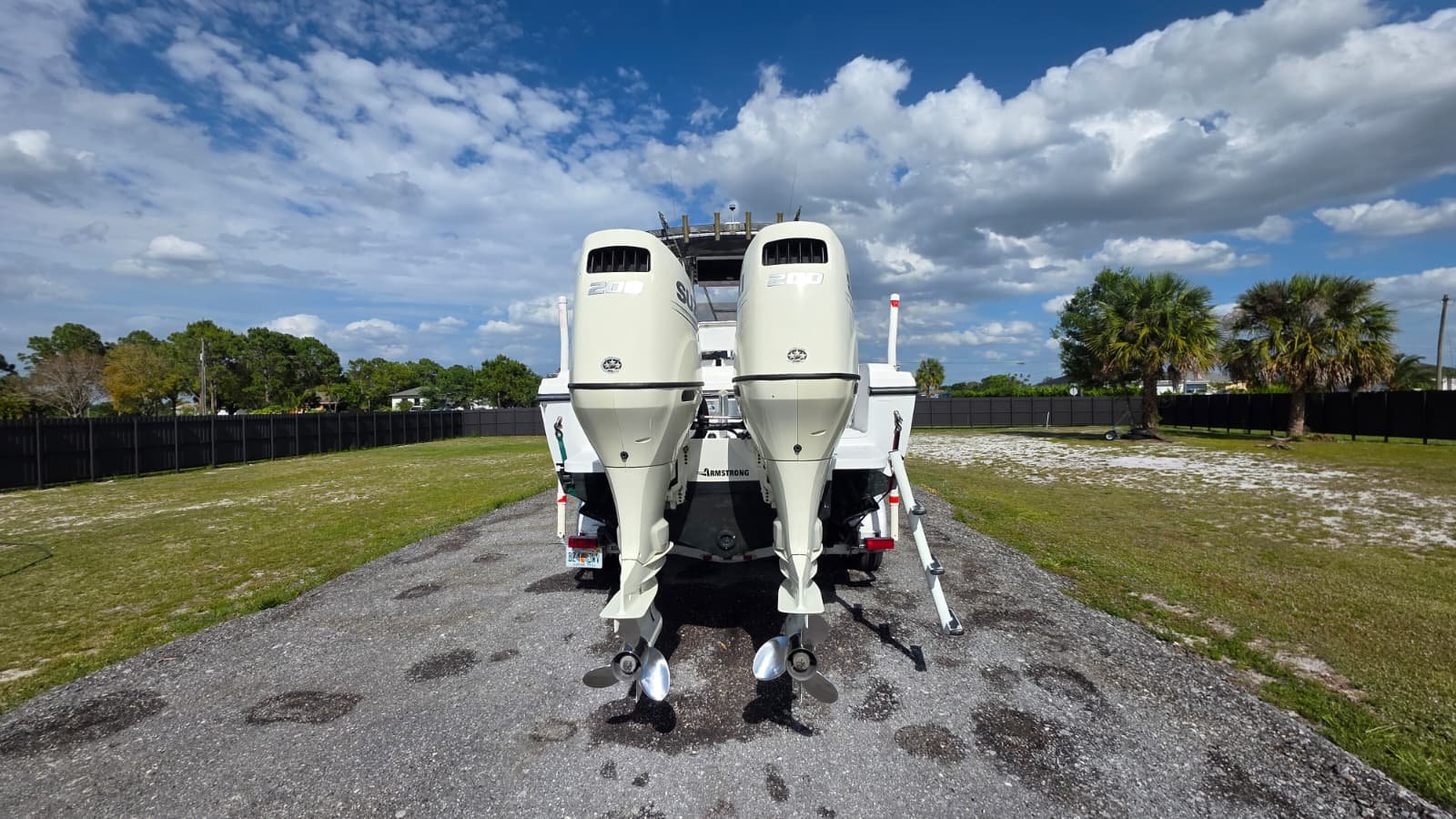 2007 Bluewater 2550 CC repowered by twin 2017 Suzuki 200hp 4 Strokes LOW Hours !!!