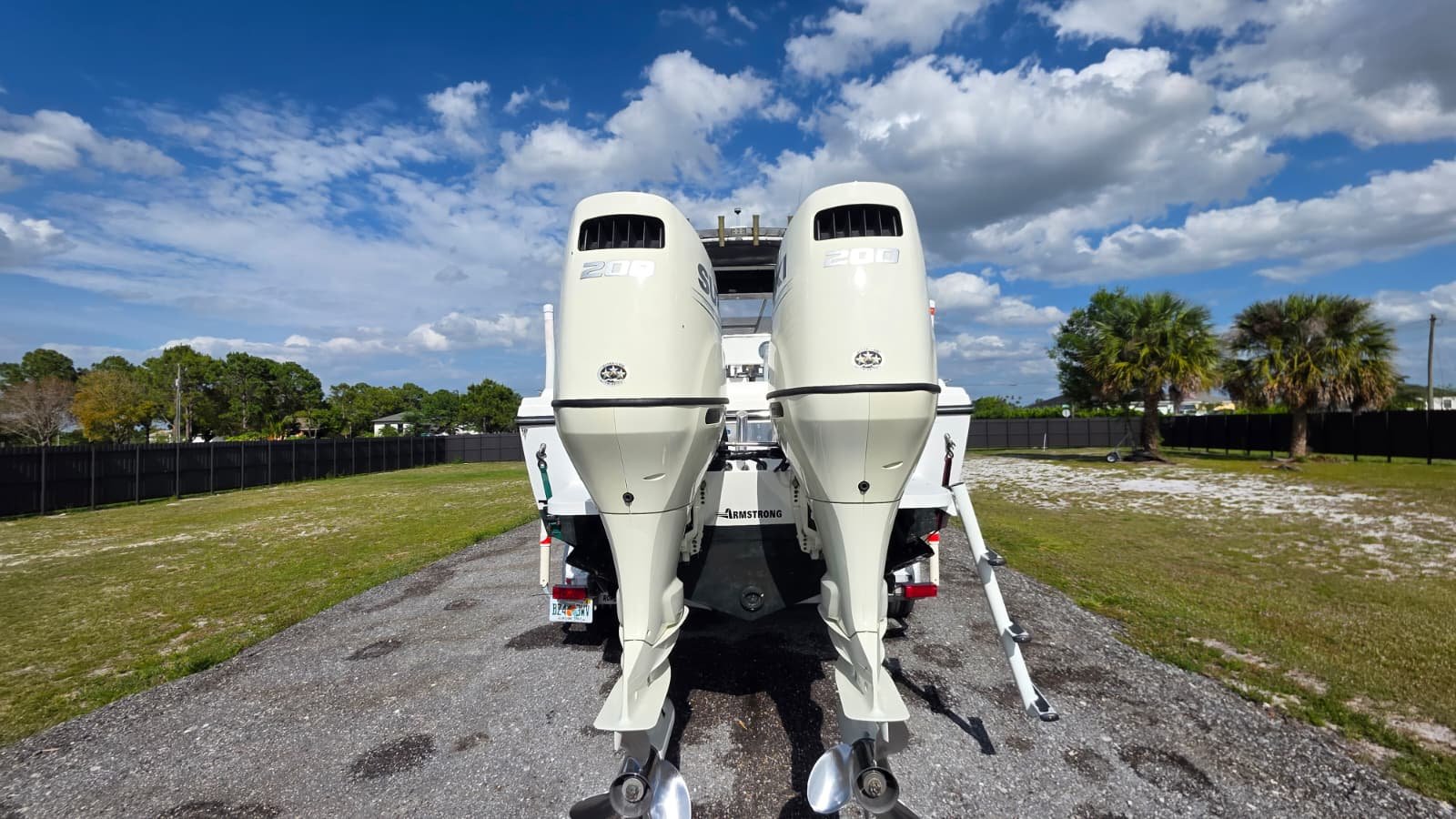 2007 Bluewater 2550 CC repowered by twin 2017 Suzuki 200hp 4 Strokes LOW Hours !!!