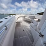 2001 Contender 27 Tournament powered by twin 2017 Suzuki 300hp with only 400hours !!