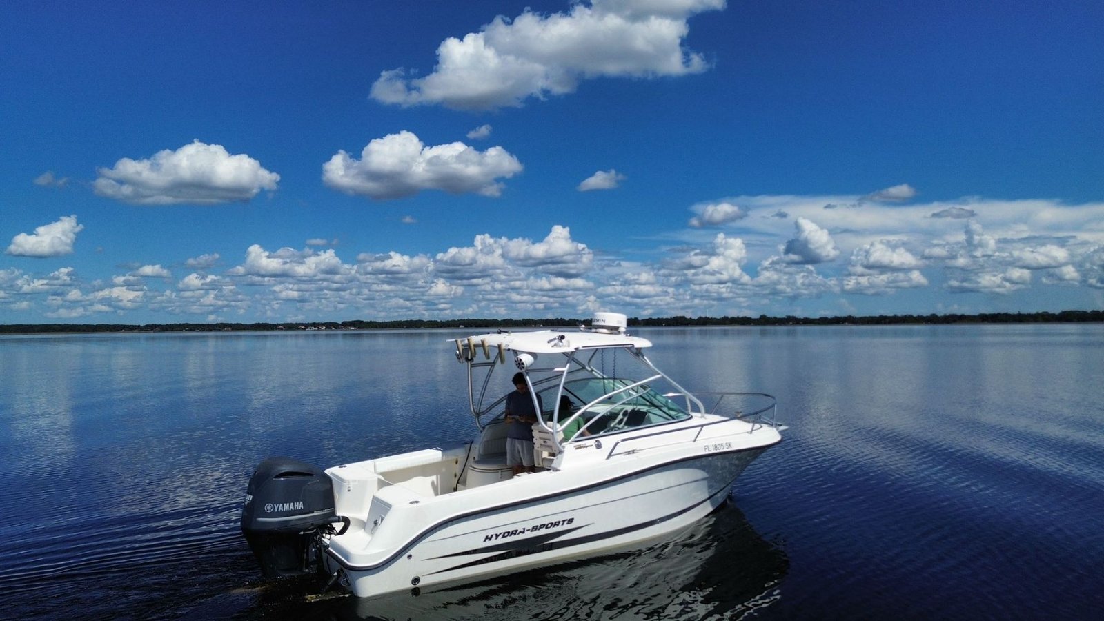 2007 Hydrasports 22VX powered by 2012 Yamaha 300hp 4 Stroke with only 170hours !!!