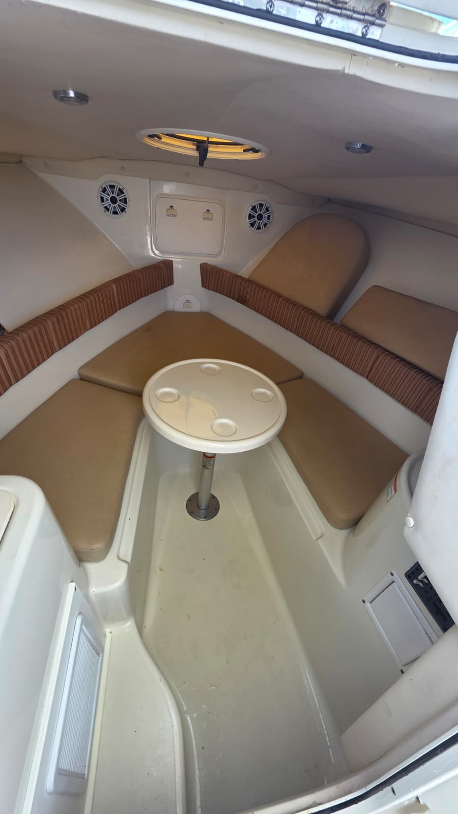 2007 Hydrasports 22VX powered by 2012 Yamaha 300hp 4 Stroke with only 170hours !!!