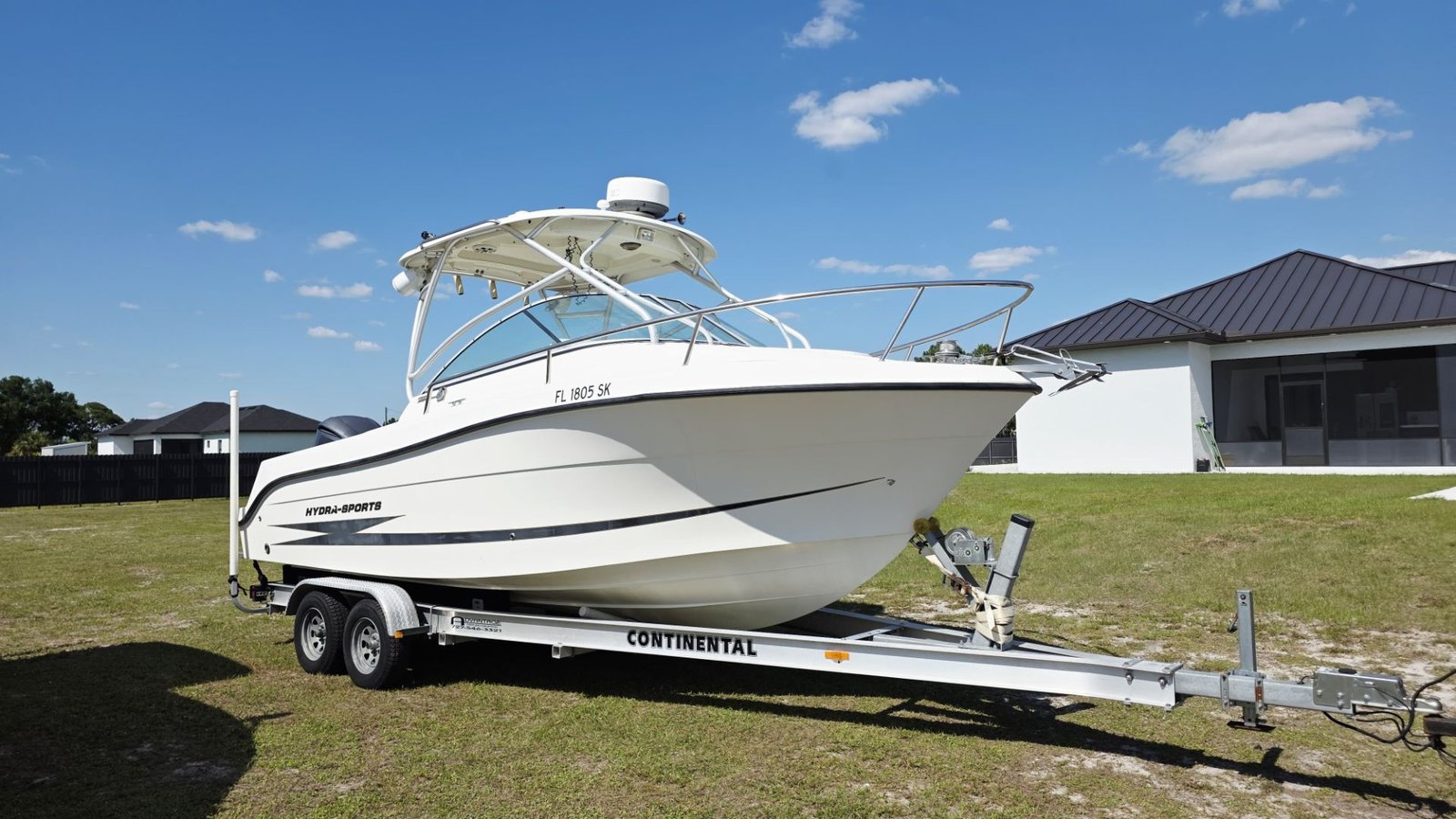 2007 Hydrasports 22VX powered by 2012 Yamaha 300hp 4 Stroke with only 170hours !!!
