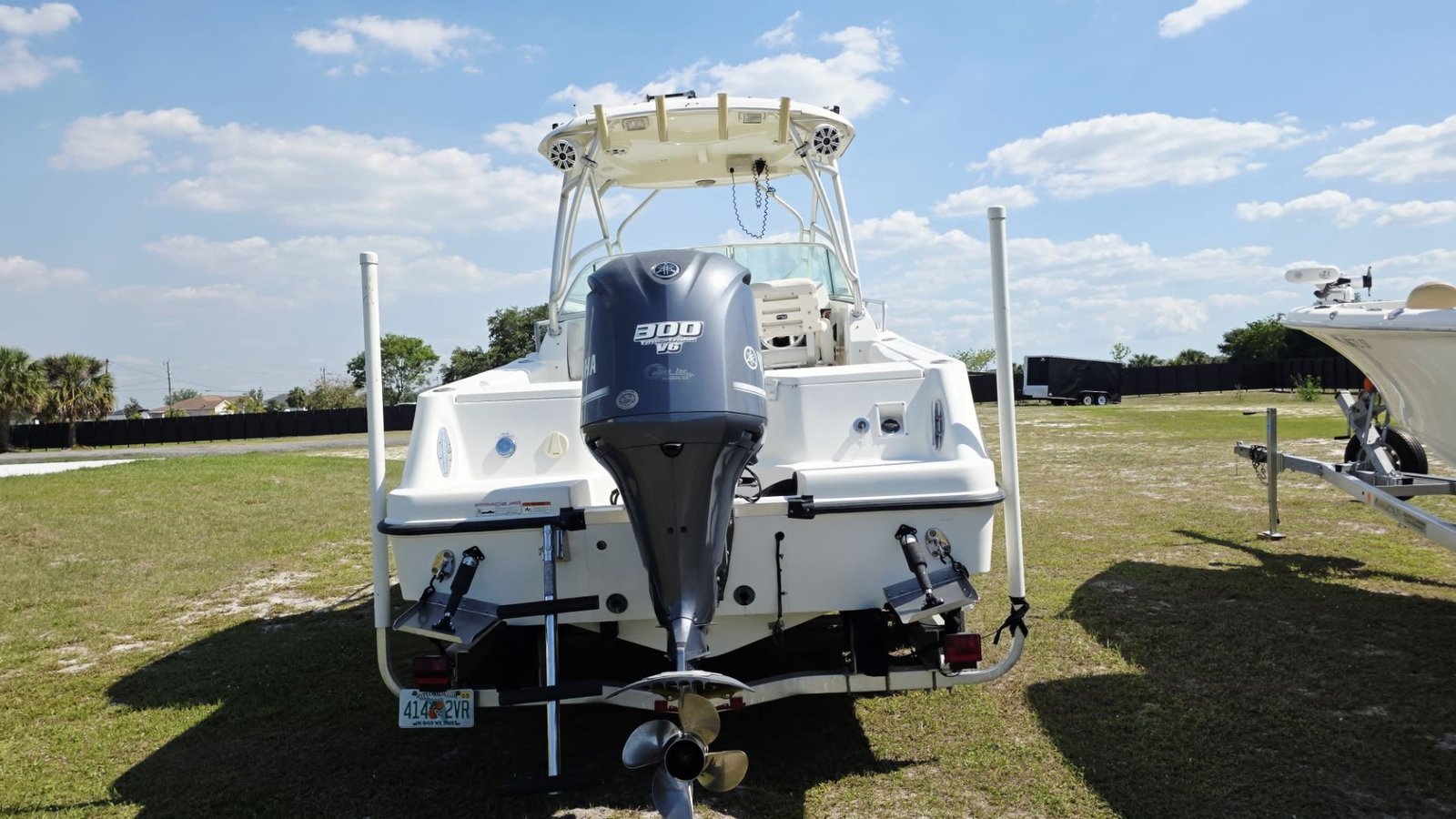 2007 Hydrasports 22VX powered by 2012 Yamaha 300hp 4 Stroke with only 170hours !!!