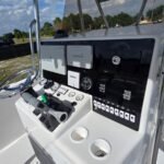 2007 Bluewater 2550 CC repowered by twin 2017 Suzuki 200hp 4 Strokes LOW Hours