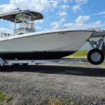 2007 Bluewater 2550 CC repowered by twin 2017 Suzuki 200hp 4 Strokes LOW Hours