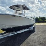 2007 Bluewater 2550 CC repowered by twin 2017 Suzuki 200hp 4 Strokes LOW Hours