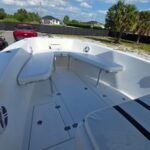 2007 Bluewater 2550 CC repowered by twin 2017 Suzuki 200hp 4 Strokes LOW Hours