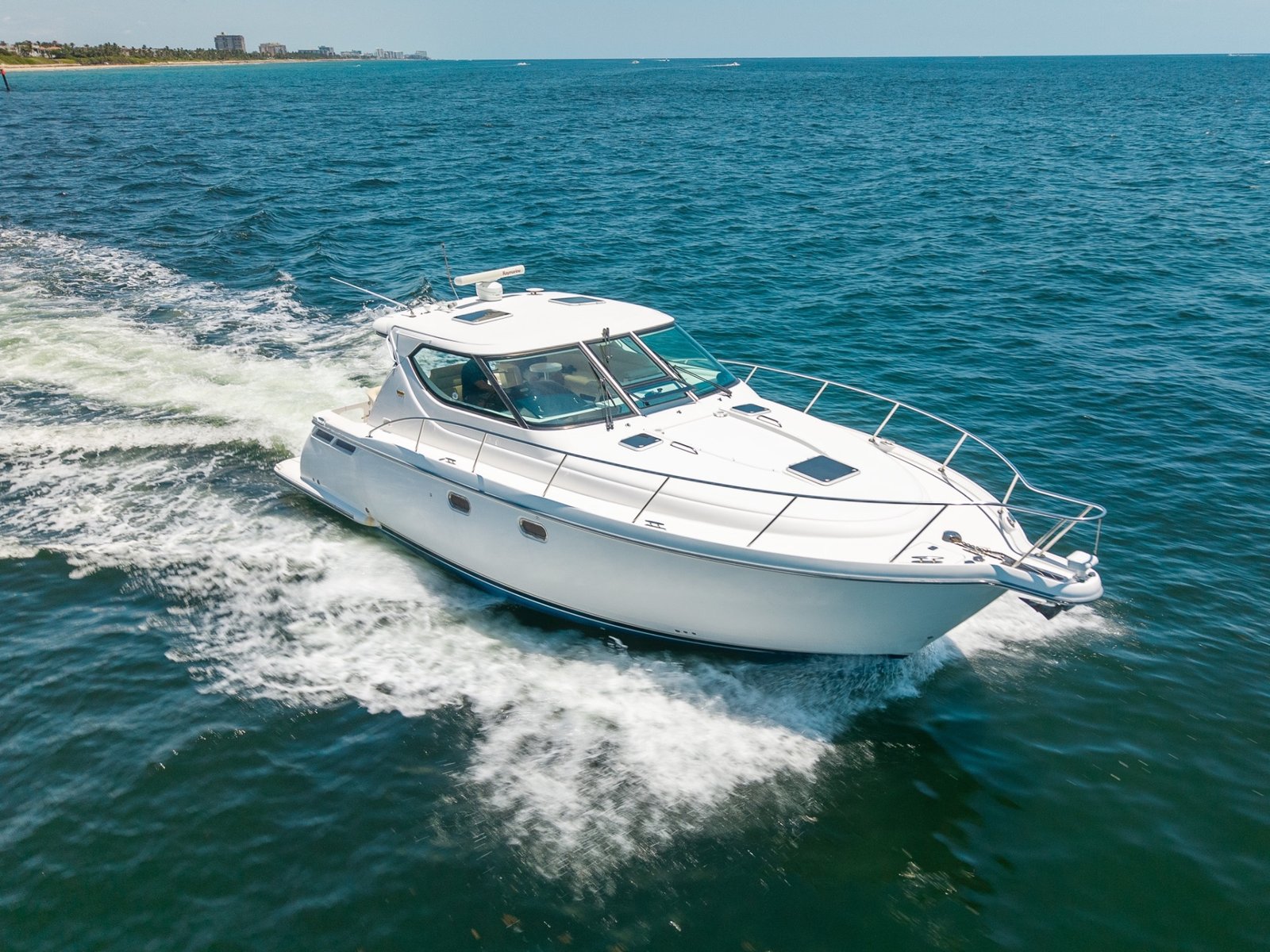 2008 Tiara 43 Sovran – Luxury Yacht on Pristine Conditions!!!