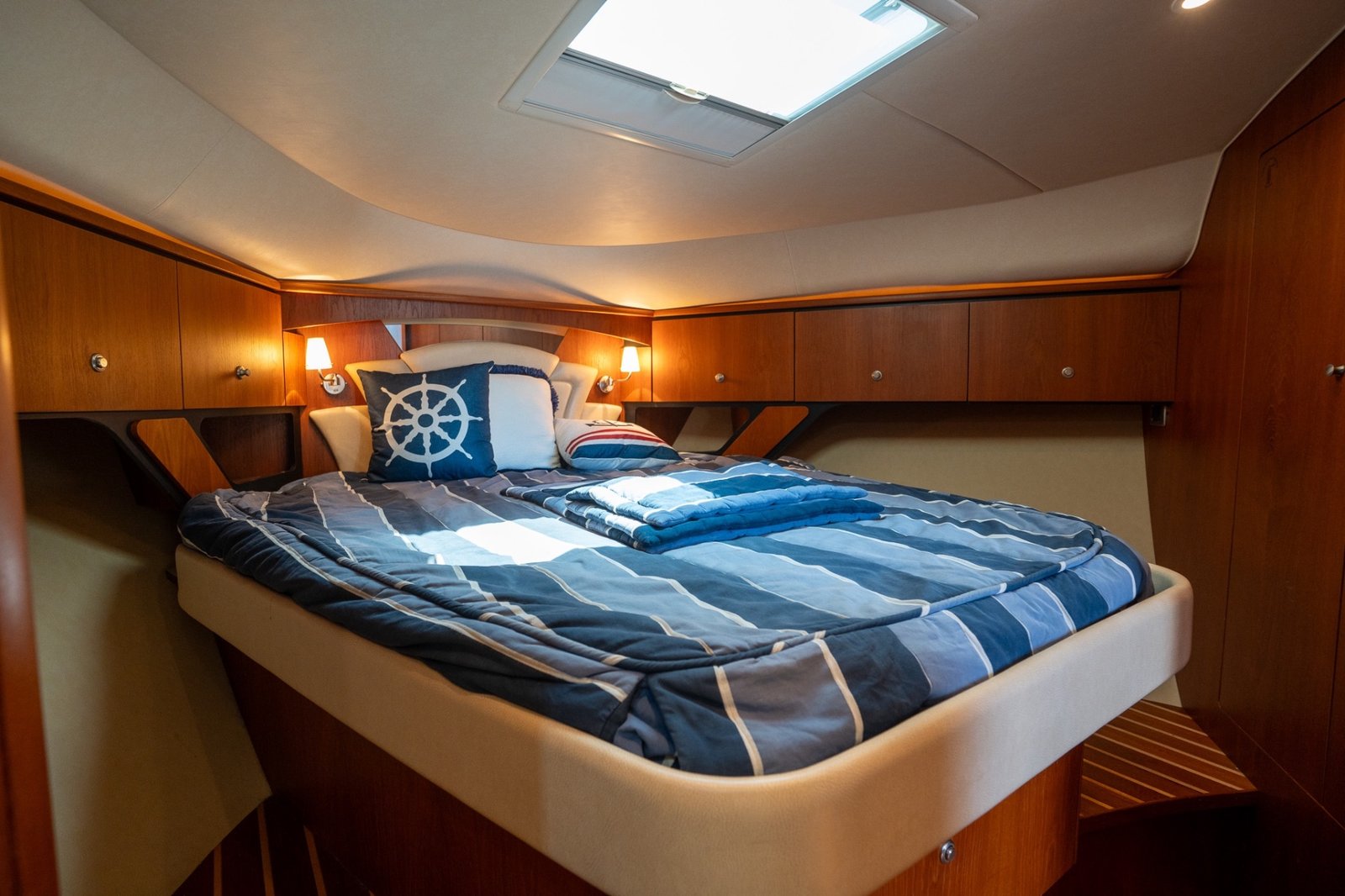 2008 Tiara 43 Sovran – Luxury Yacht on Pristine Conditions!!!