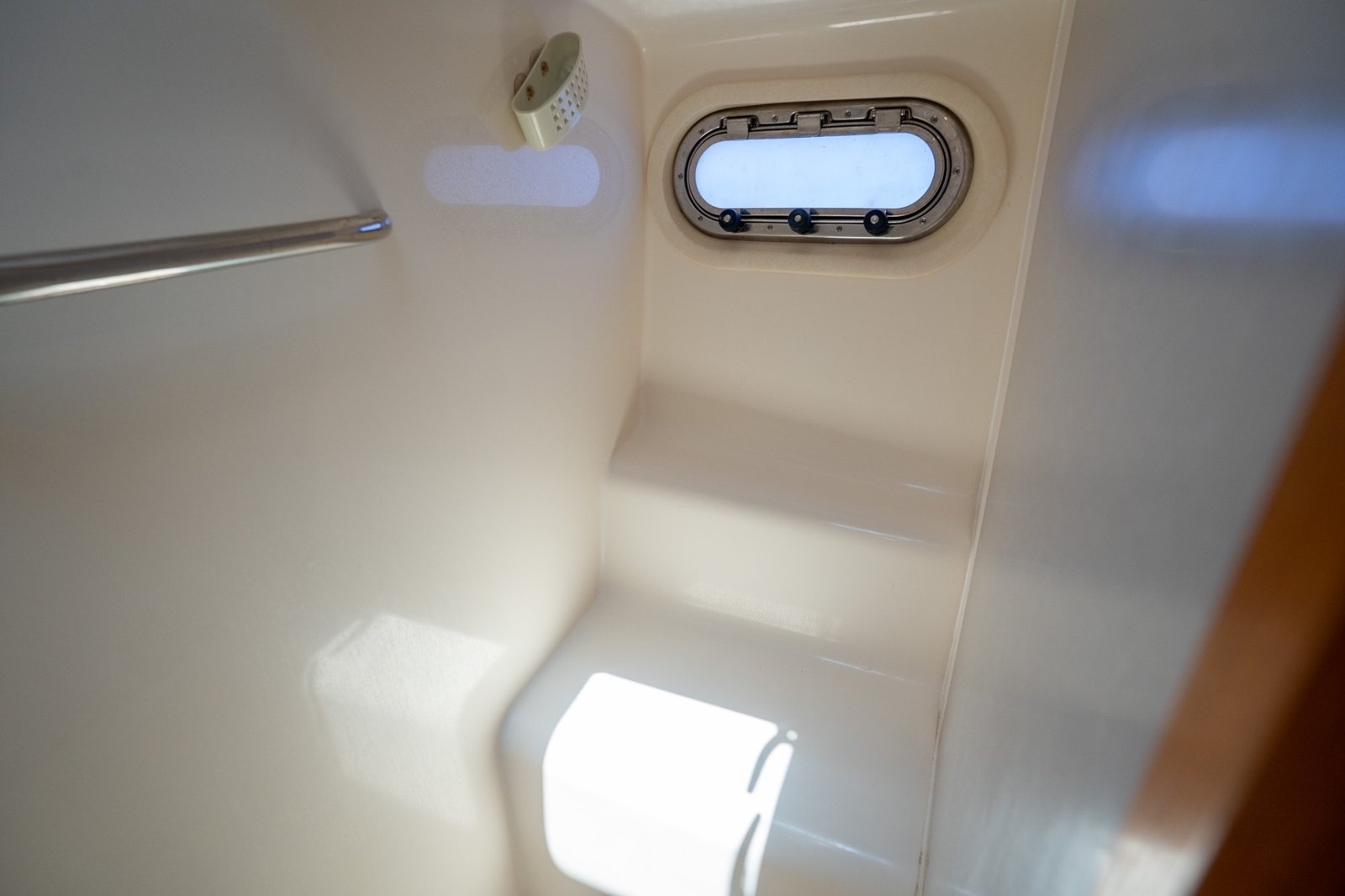 2008 Tiara 43 Sovran – Luxury Yacht on Pristine Conditions!!!