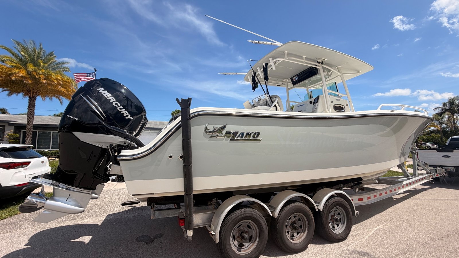 2015 Mako 284 on PRISTINE CONDITIONS!