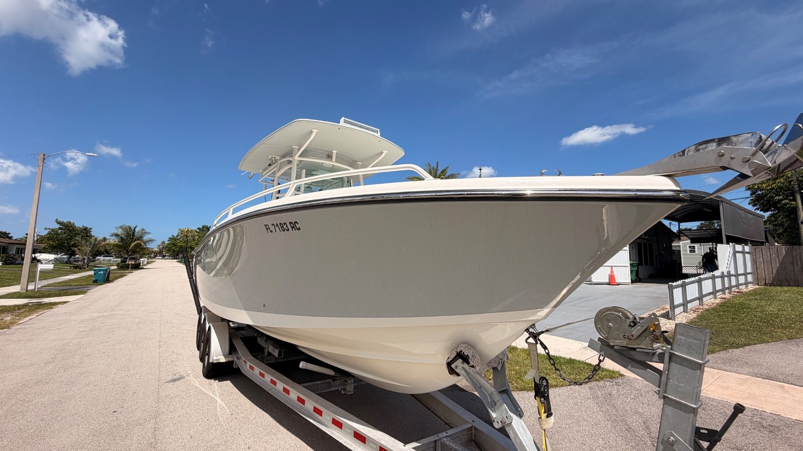 2015 Mako 284 on PRISTINE CONDITIONS!
