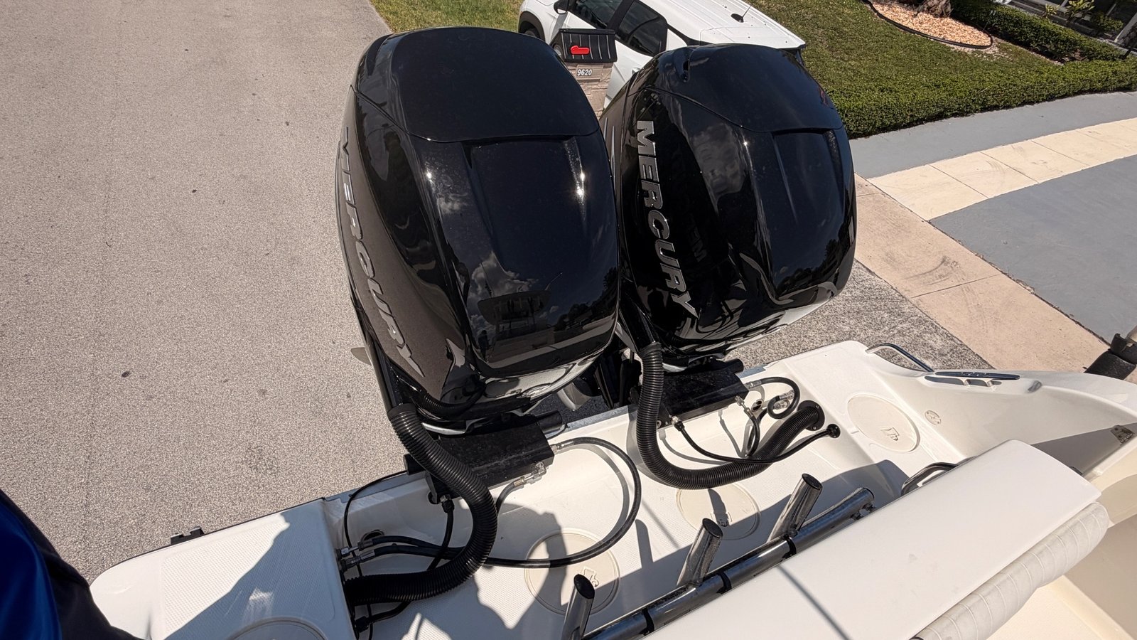 2015 Mako 284 on PRISTINE CONDITIONS!