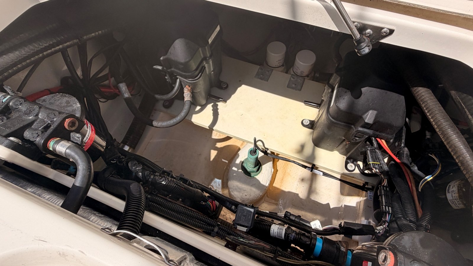 2015 Mako 284 on PRISTINE CONDITIONS!
