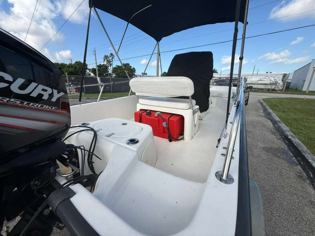 2016 Boston Whaler 170 Montauk