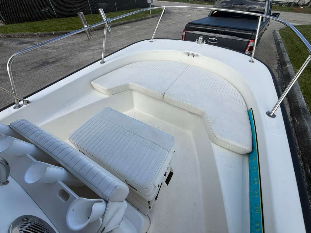 2016 Boston Whaler 170 Montauk
