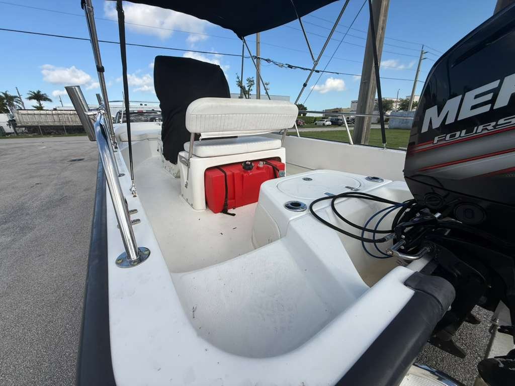 2016 Boston Whaler 170 Montauk