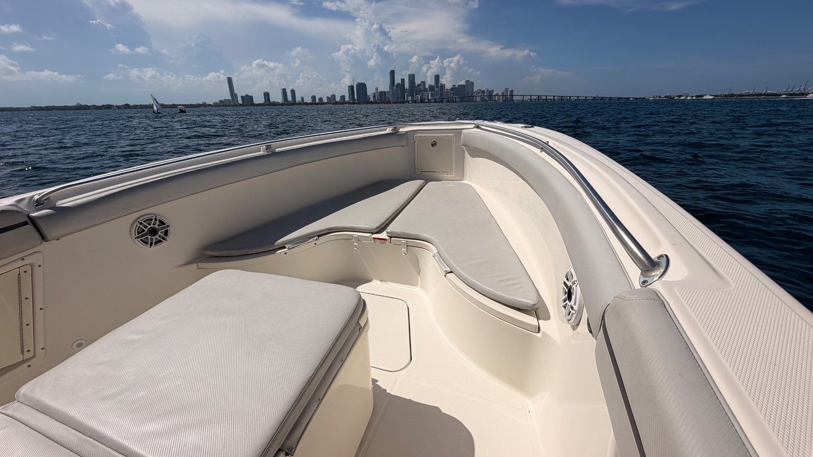 2007 Hydra-Sport 30 PRISTINE CONDITIONS