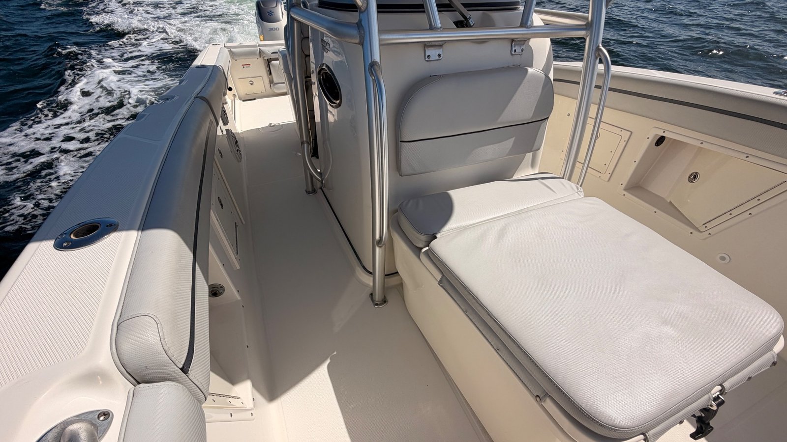 2007 Hydra-Sport 30 PRISTINE CONDITIONS