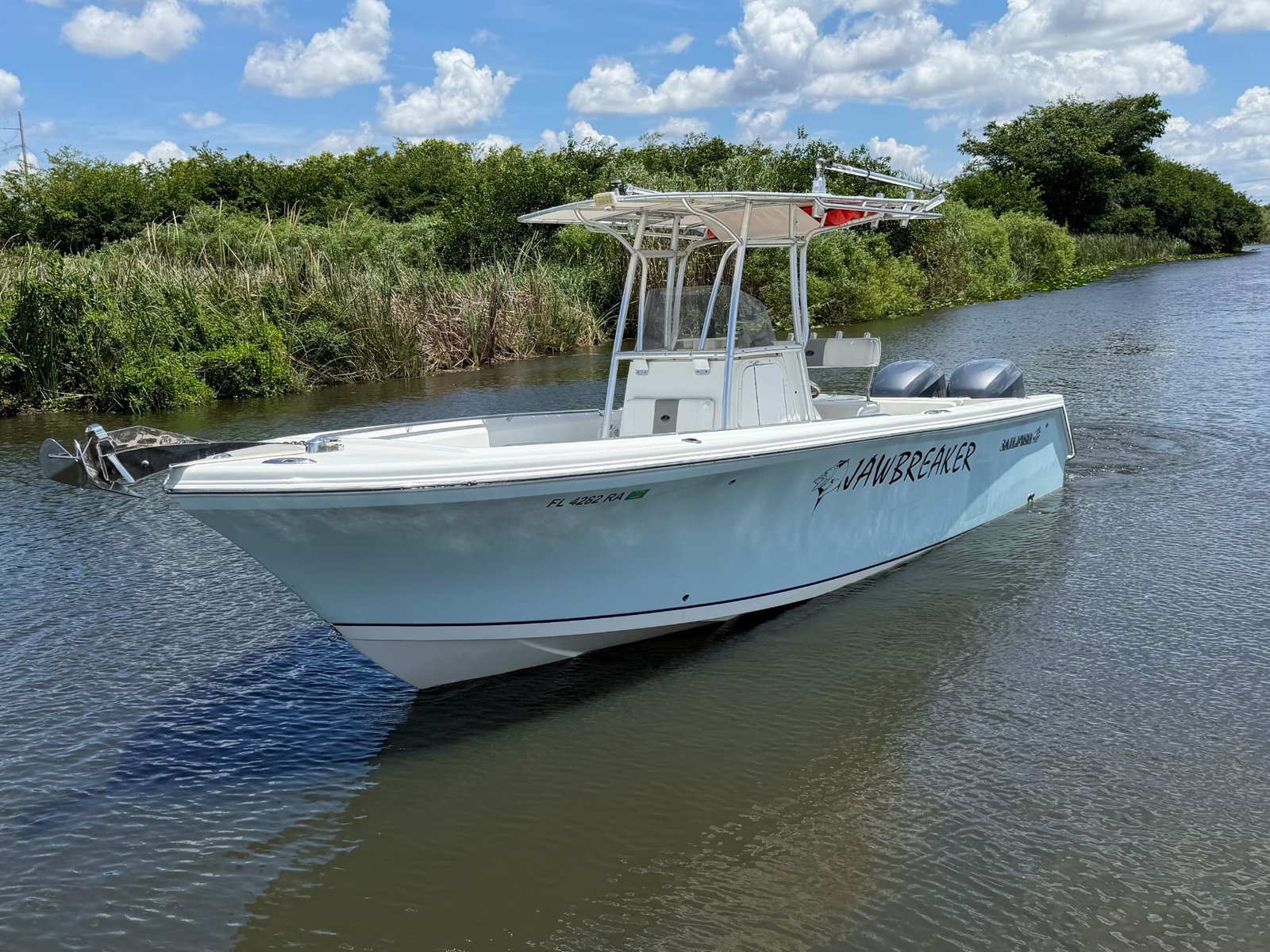 2005 Sailfish 2660CC powered by twin Yamaha 225hp 4 Strokes !!!