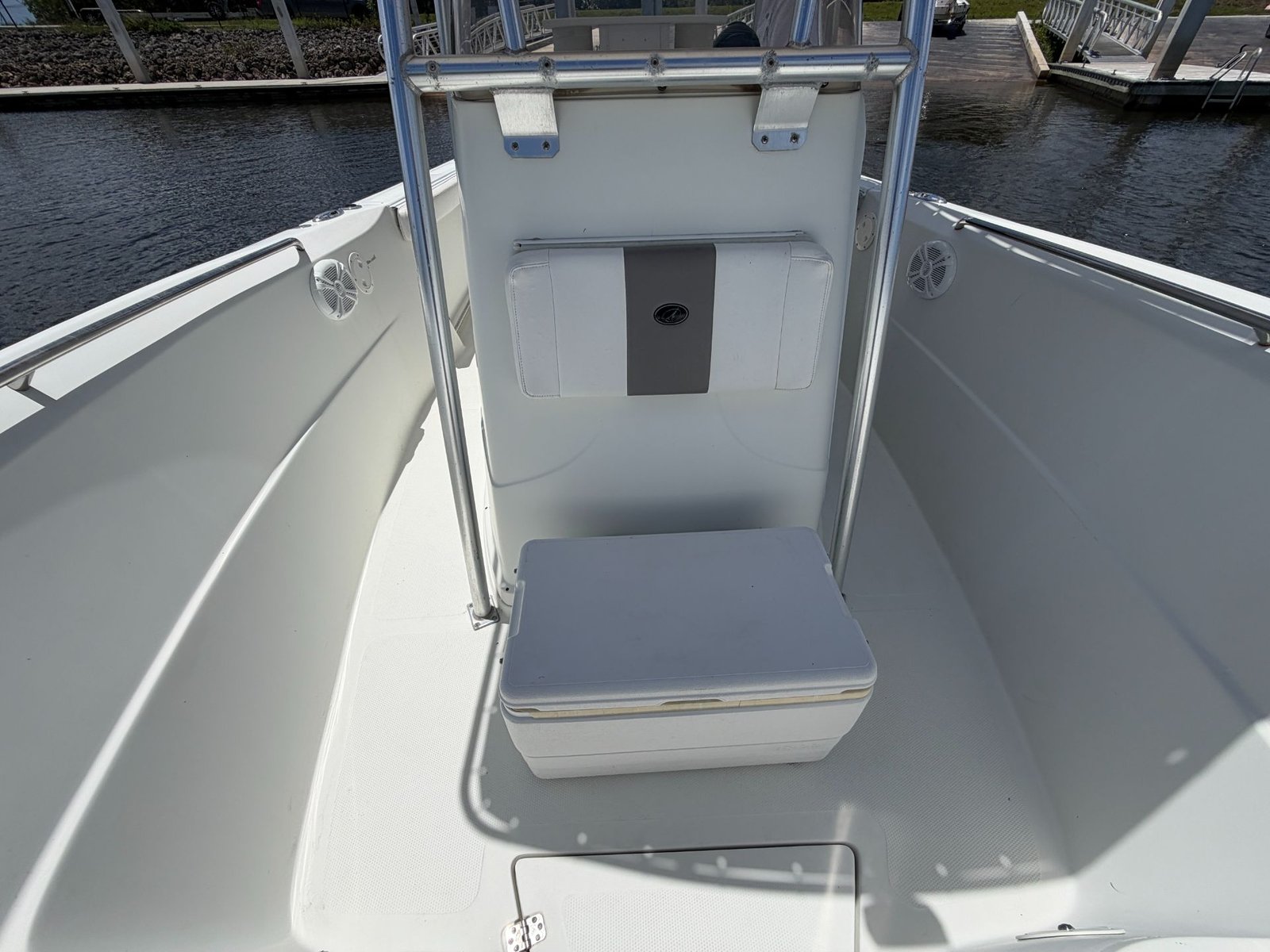 2005 Sailfish 2660CC powered by twin Yamaha 225hp 4 Strokes !!!