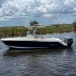 2014 Robalo R240 powered by twin Yamaha 150hp 4 Stroke with 650hrs !!!